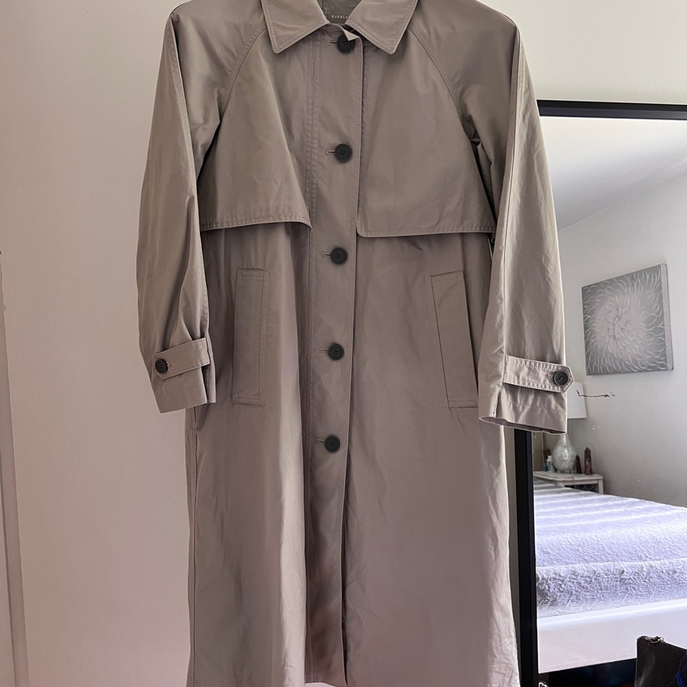 Everlane Women’s Trench coat - size S